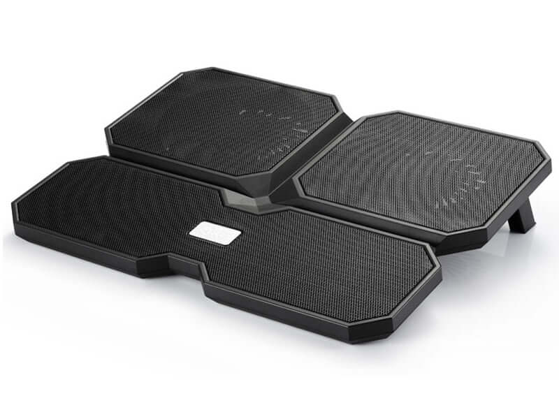 Deepcool Multi Core X6 laptop cooler with three ventilated surfaces for optimal cooling performance.
