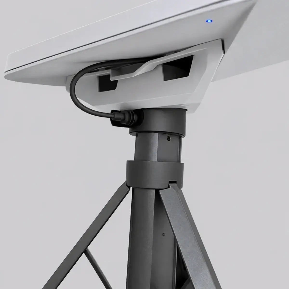 Starlink Mini Tripod Battery Stand – 99.9Wh / 27,000mAh