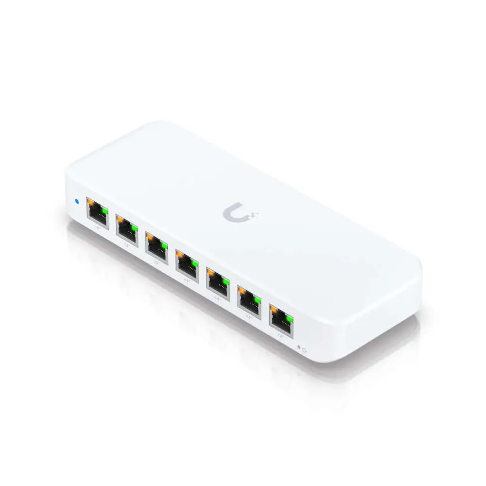 Ubiquiti Ultra 42W Compact Layer 2 8-port GbE PoE Switch Versatile Mounting Options 7 PoE/PoE+ No Supply PoE++ Input